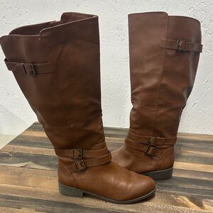 American Eagle By Payless Brown Heeled Boots